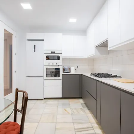 Apartment Llorenzu El Santu - Vistas Al Mar - 4 Hab Y 3 Banos - Vut-6322-as Gijon