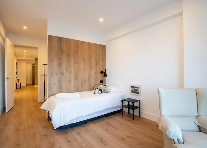 Apartamento Llorenzu El Santu - Vistas Al Mar - 4 Hab Y 3 Banos - Vut-6322-as Gijón